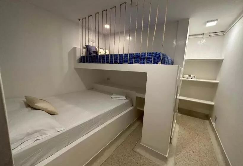 El Faro Hostel
