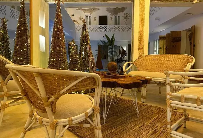 El Faro Hostel