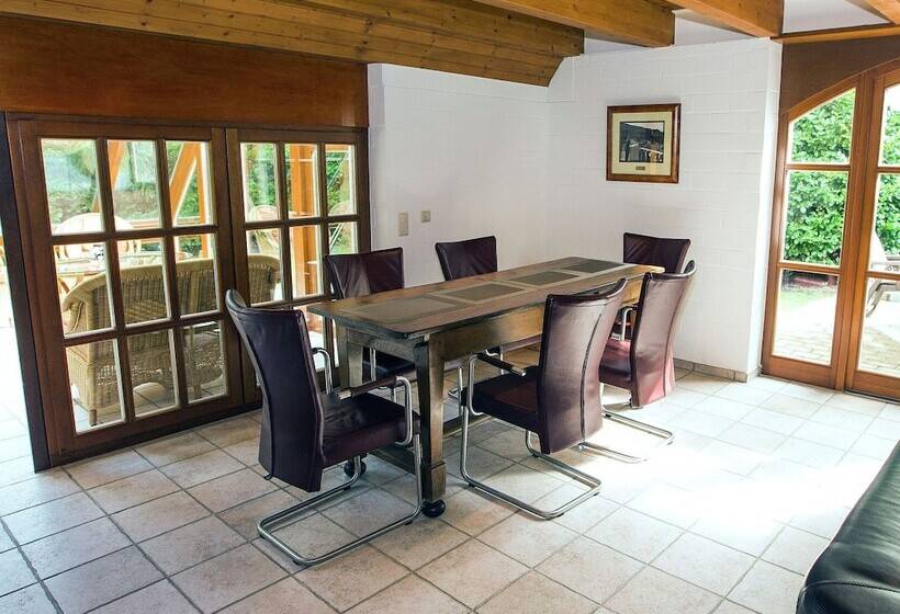 Exclusive Holiday Home In Uelsen With Conservatory