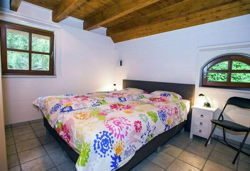 Exclusive Holiday Home In Uelsen With Conservatory