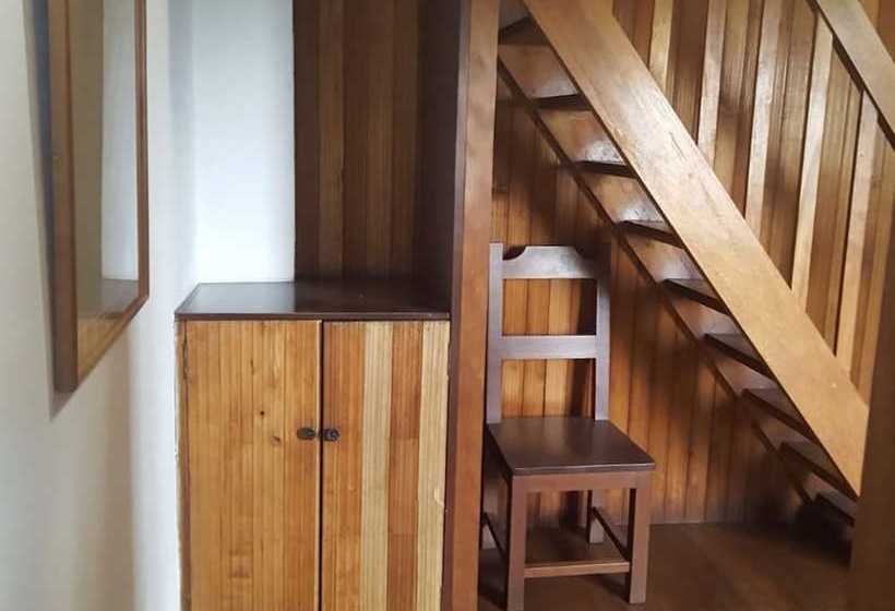 簡易ホテル El Meson De La Sierra