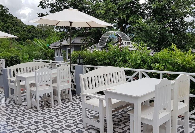 בית מלון כפרי Farm Terrace