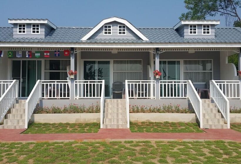 בית מלון כפרי Farm Terrace