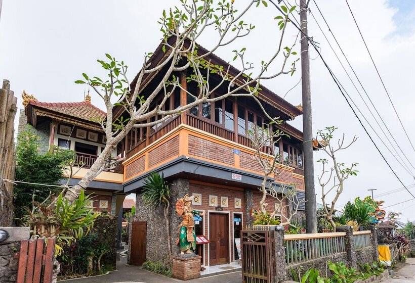 Отель The Garuda Villa & Restaurant