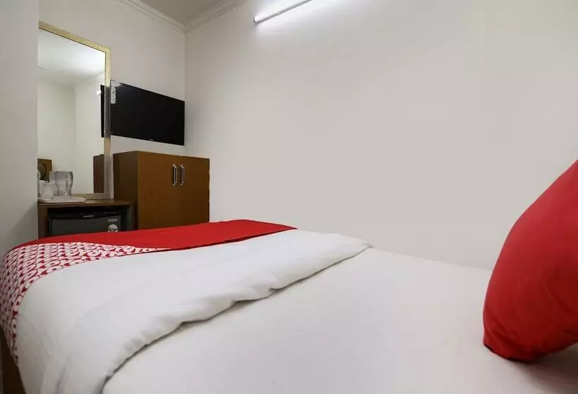 هتل Wall Street By Oyo Rooms