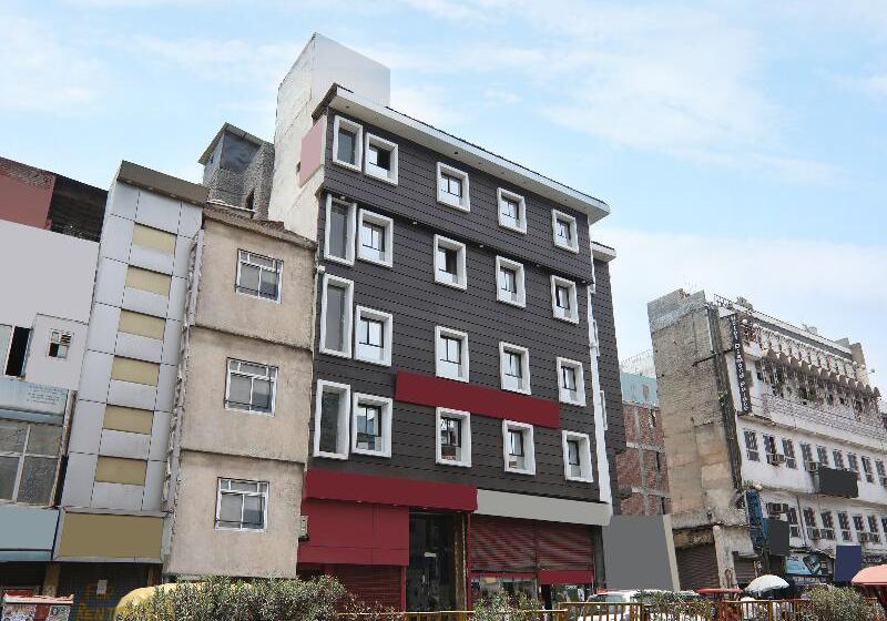 Отель Wall Street By Oyo Rooms