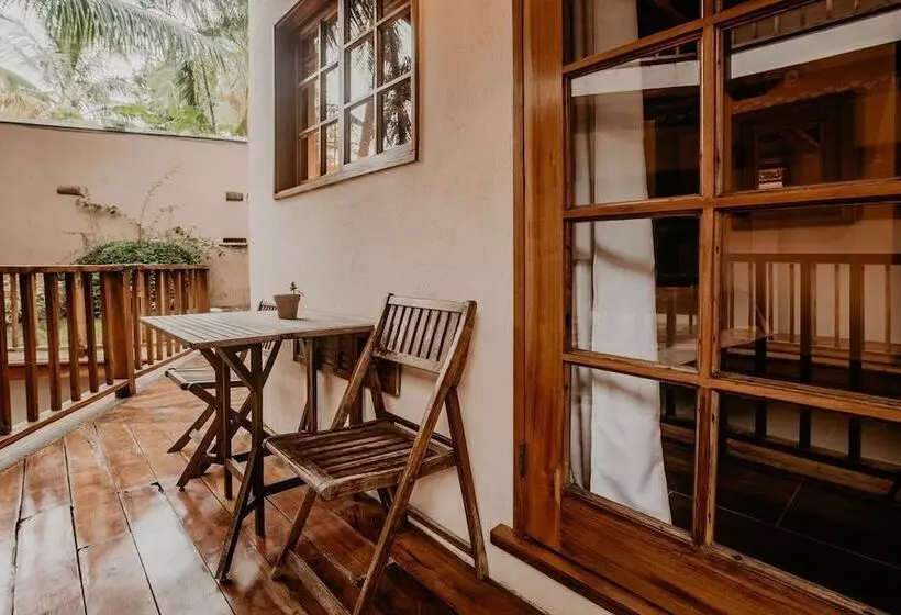 Sansara Surf Yoga & Resort