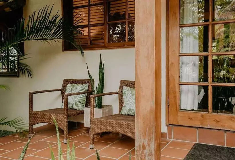 Sansara Surf Yoga & Resort