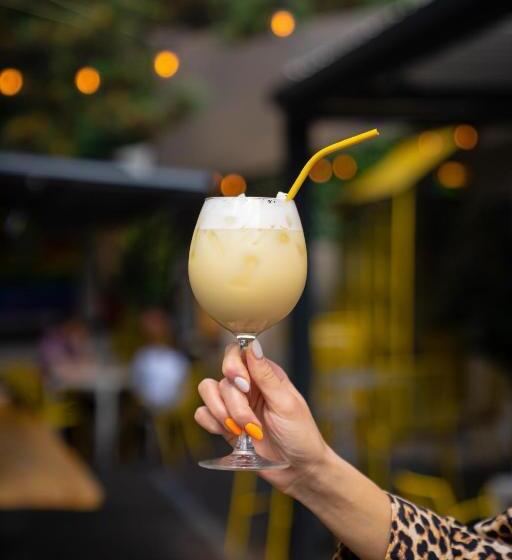 Street Food Possonium Apartments