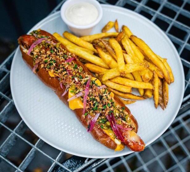 Street Food Possonium Apartments