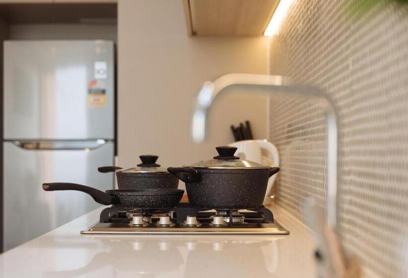 Airtrip Apartments At South Brisbane