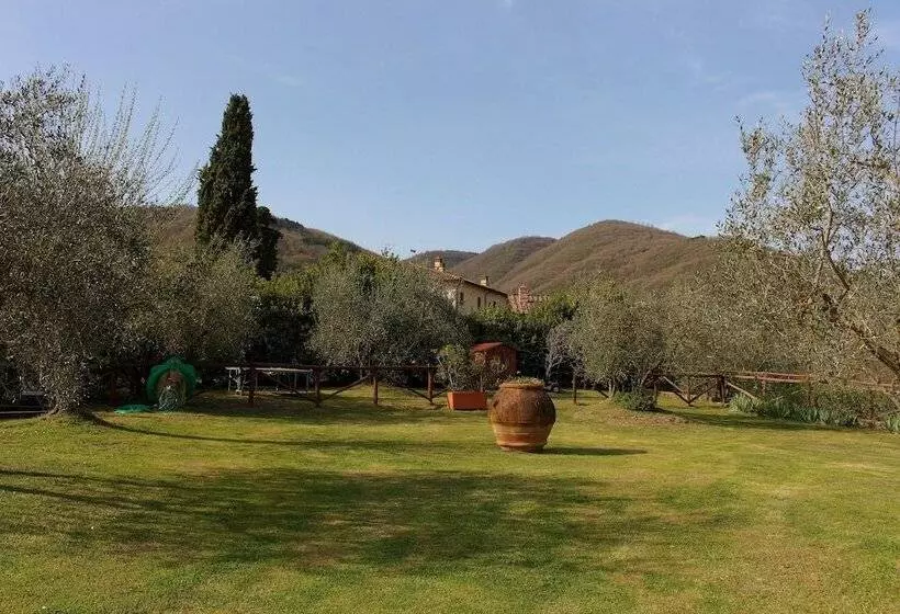 Hotelli Agriturismo Casavecchia