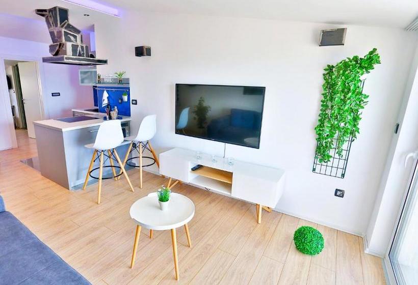 호텔 Apartments Ivan