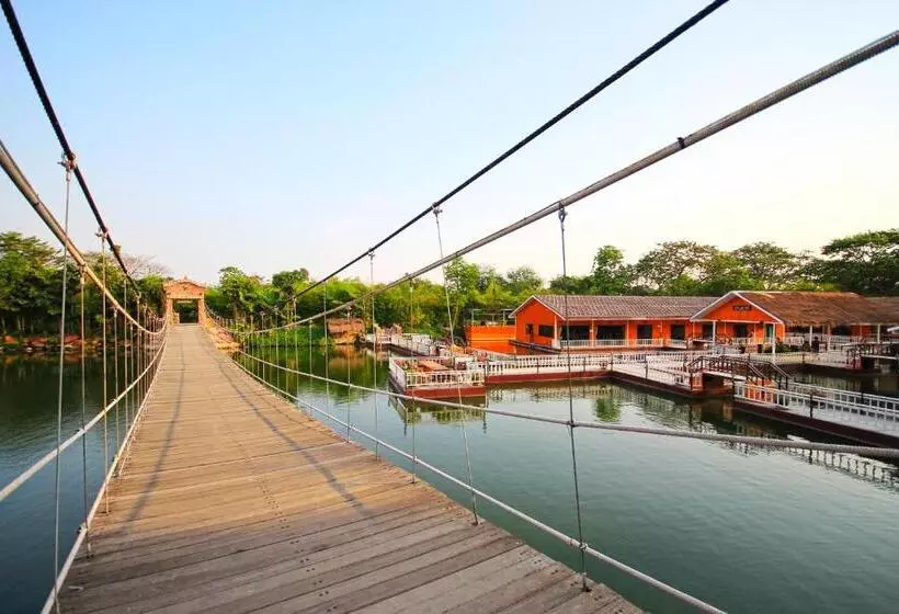 هتل Chawalun Resort