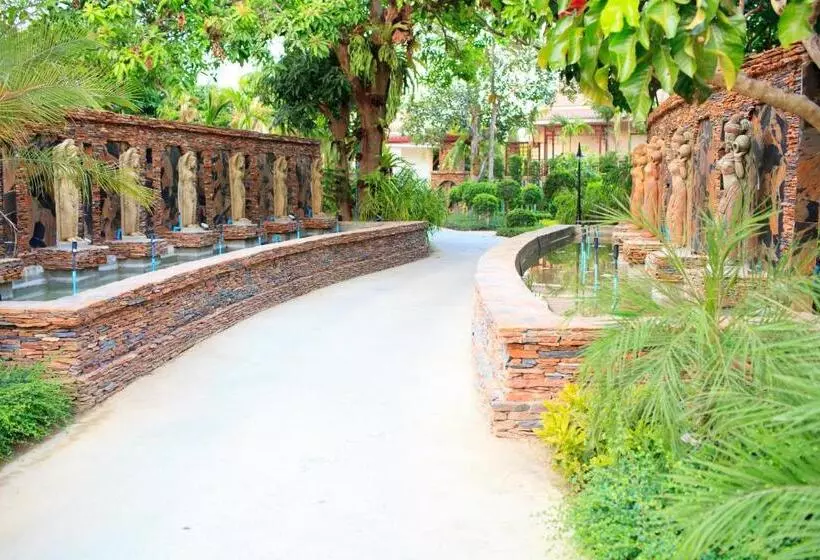 هتل Chawalun Resort