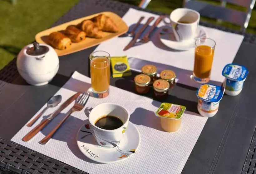 Hotelli Hôtel Des 2 Golfs