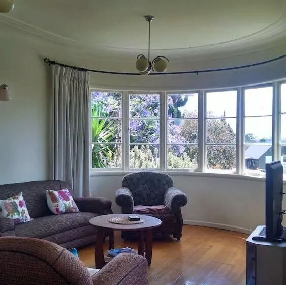 Hotelli Kiwi Heritage Homestay