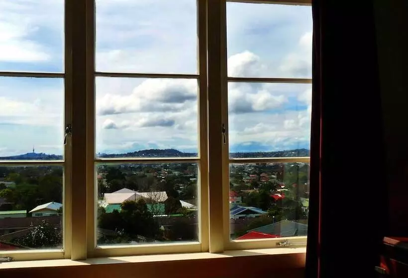 Hotelli Kiwi Heritage Homestay