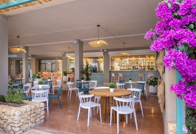 فندق Sunny Makarska By Valamar