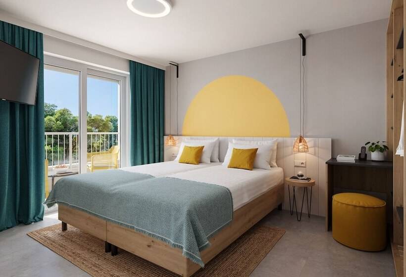 فندق Sunny Makarska By Valamar