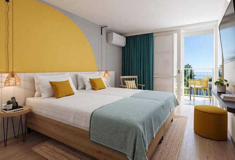 فندق Sunny Makarska By Valamar