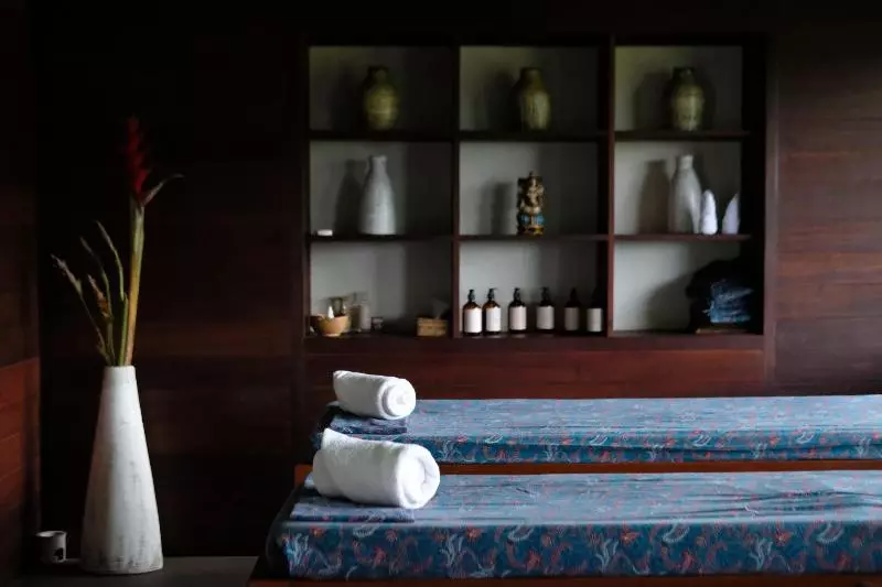 ホテル Suarapura Resort & Spa