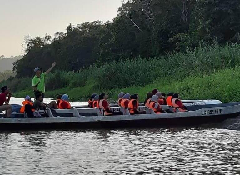 Hotel Sukau Greenview Bed & Breakfast