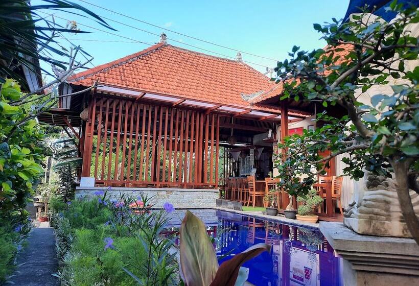 בית מלון כפרי Wait Garden Cottage