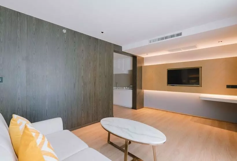 Hotelli Wyndham La Vita Rawai Phuket