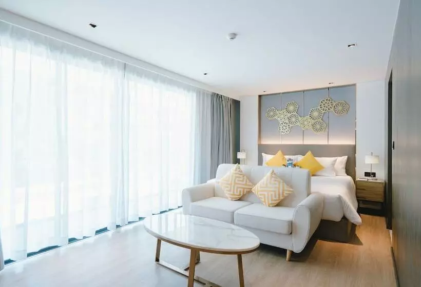 Hotelli Wyndham La Vita Rawai Phuket