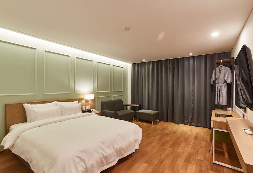 Pyeongchang Hotel The Maru