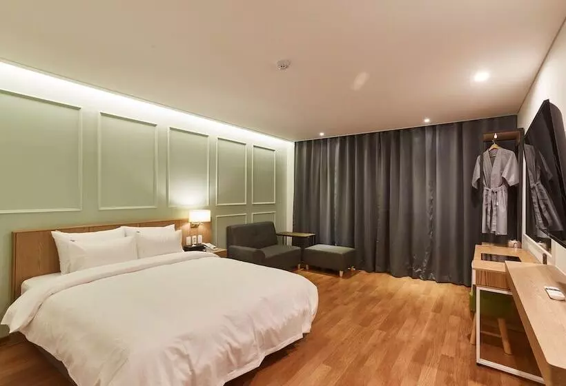 Pyeongchang Hotel The Maru