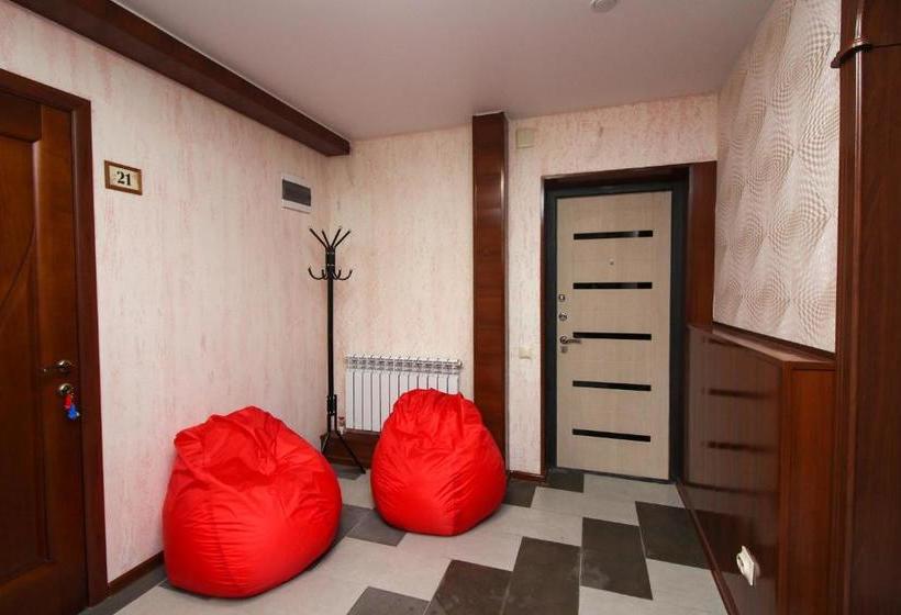 پانسیون Zhele Guest House