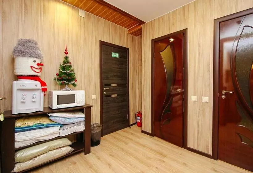 پانسیون Zhele Guest House