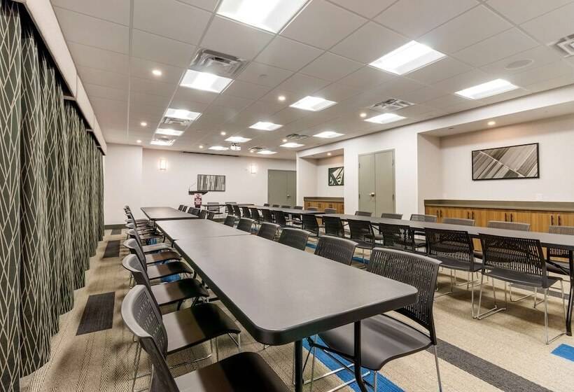 هتل Best Western Plus Dauphin