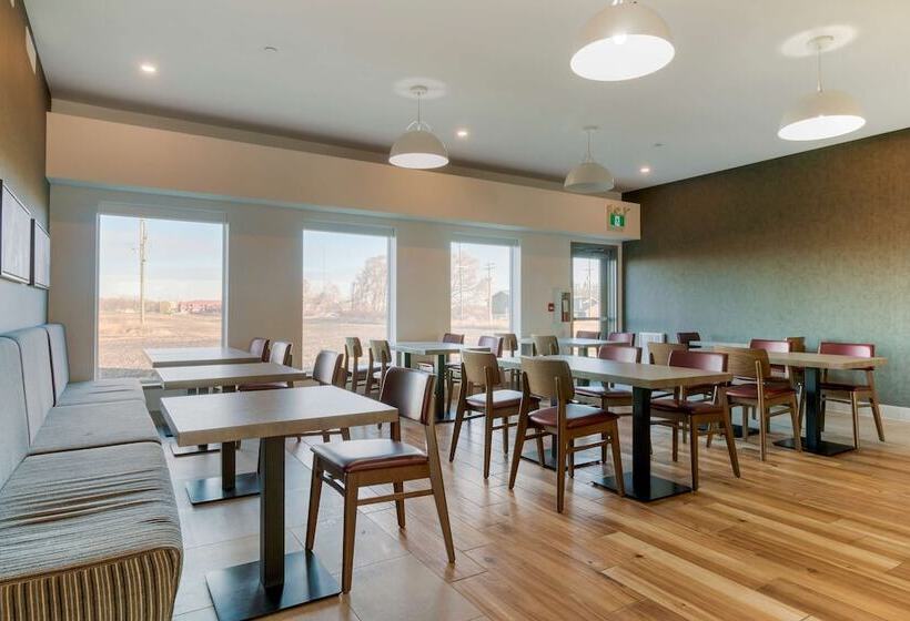 هتل Best Western Plus Dauphin