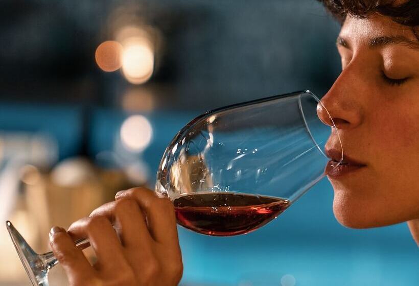 Отель Koukoumi Vegan Boutique