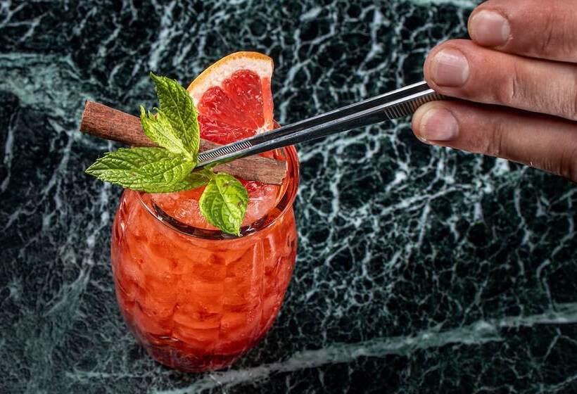 Отель Koukoumi Vegan Boutique