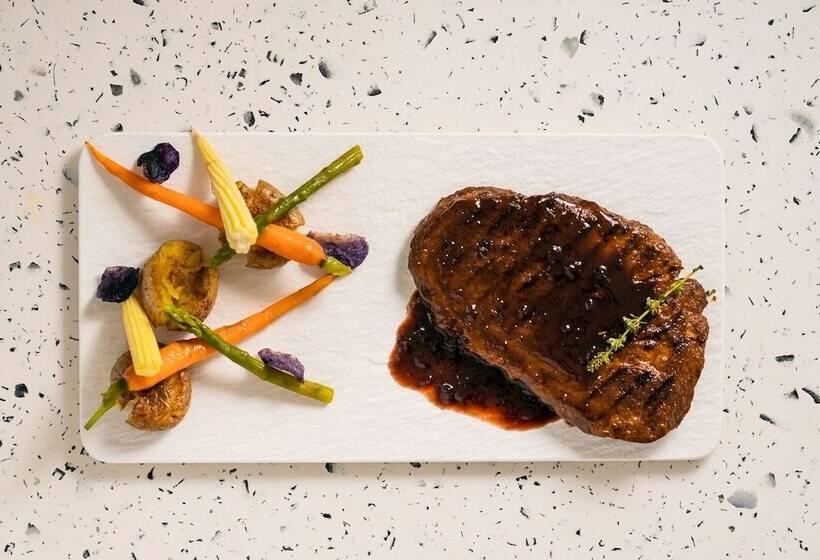 Отель Koukoumi Vegan Boutique