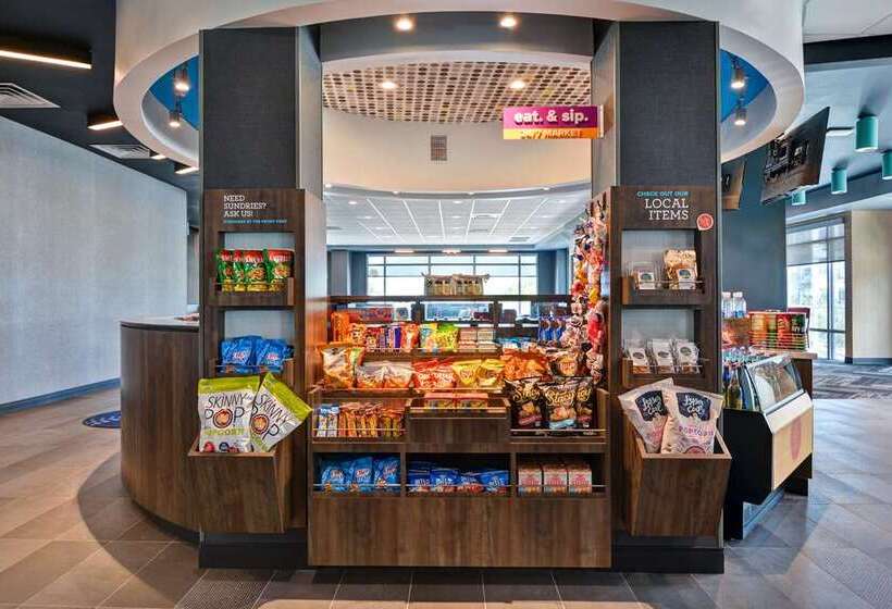 فندق Tru By Hilton St. Petersburg Downtown Central Ave, Fl