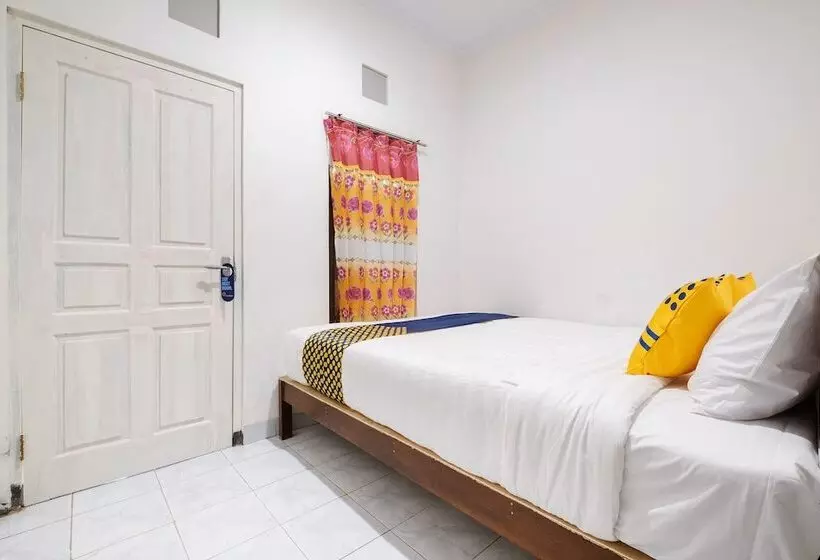 ユースホステル Puri Arsita Residence By Oyo Rooms