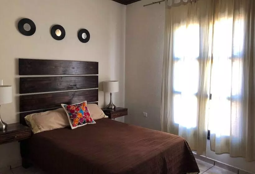 ホテル Victoria Bernal