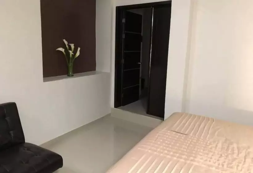 ホテル Victoria Bernal