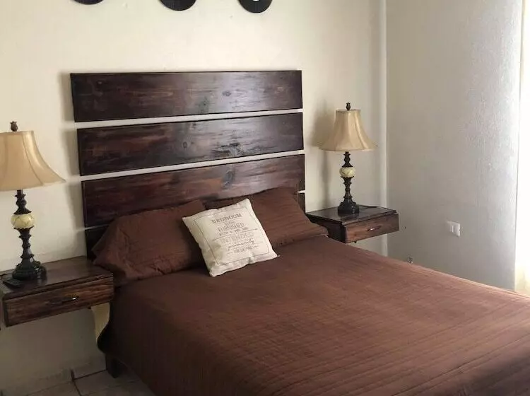 ホテル Victoria Bernal