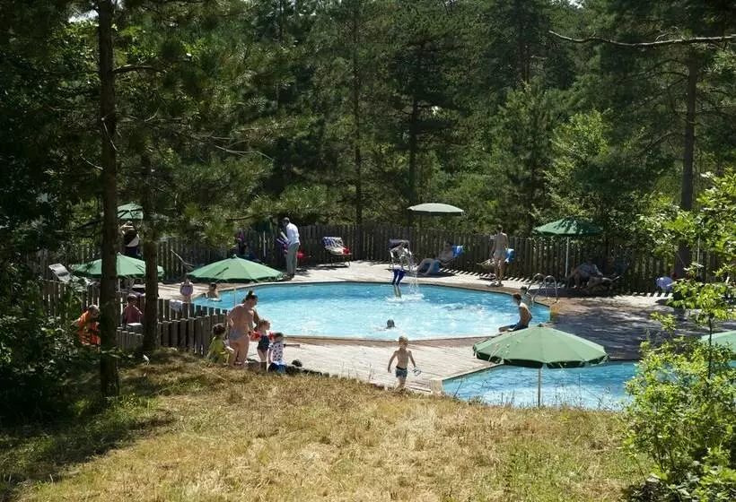 Hotelli Village Huttopia Lanmary