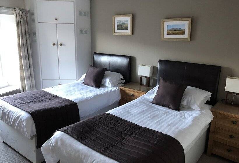 بنسيون Herriot S