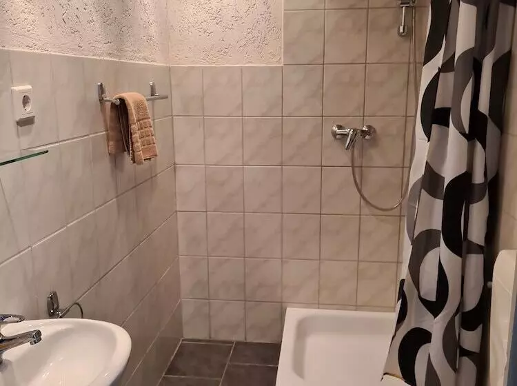 Majatalo Landgasthaus Echtzer Hof