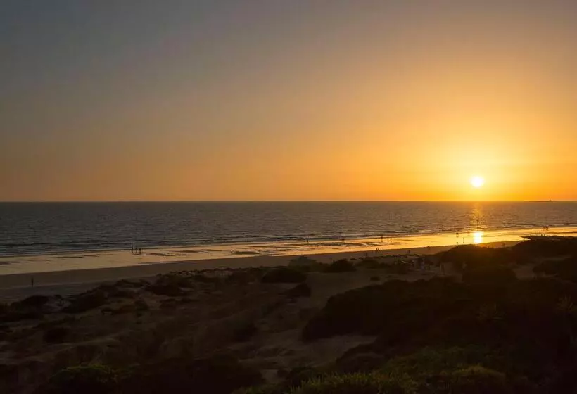 Hipotels Barrosa Palace & Spa