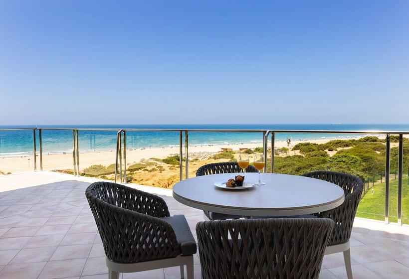 Hipotels Barrosa Palace & Spa