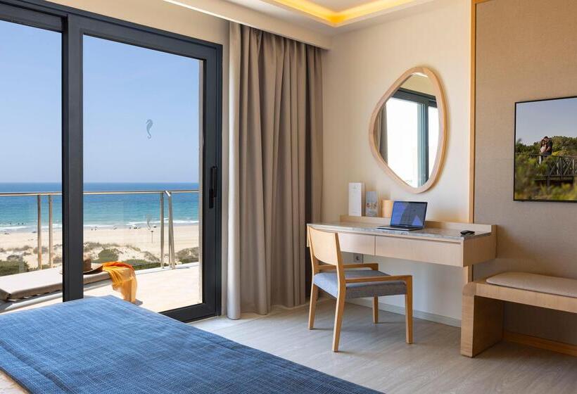 Hipotels Barrosa Palace & Spa